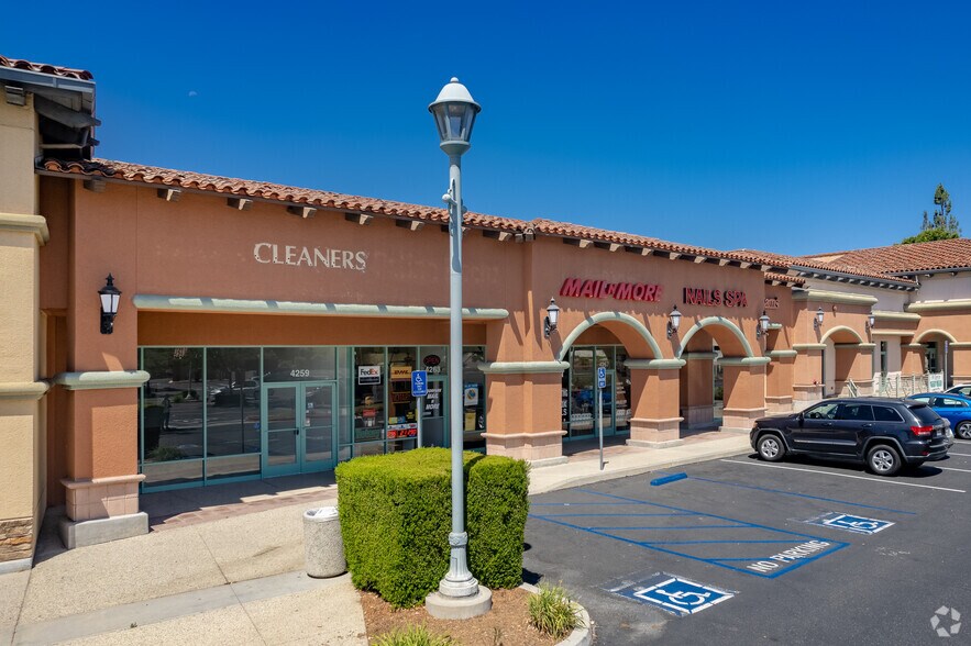 Primary Photo Of 4201-4279 Tierra Rejada Rd, Moorpark Unknown For Lease