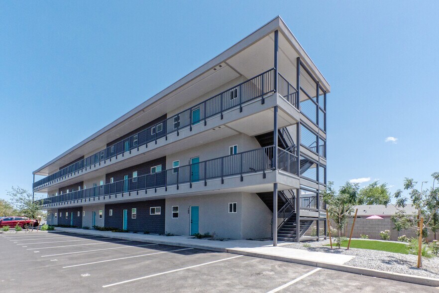 More Photos Of 1435 East Taylor St, Phoenix Apartments For Sale
