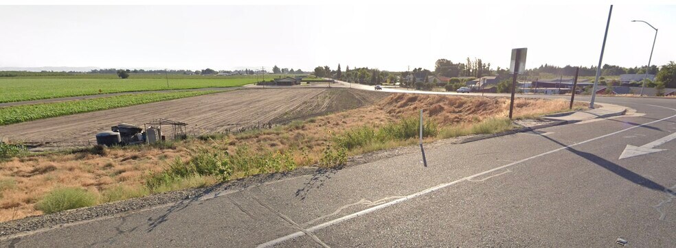 More Photos Of Bradbury Rd @ Flower Ave, Delhi Land For Sale