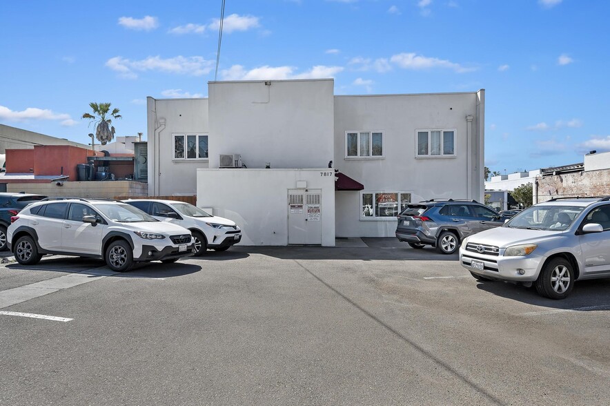 More Photos Of 7817 Herschel Ave, La Jolla Medical For Lease