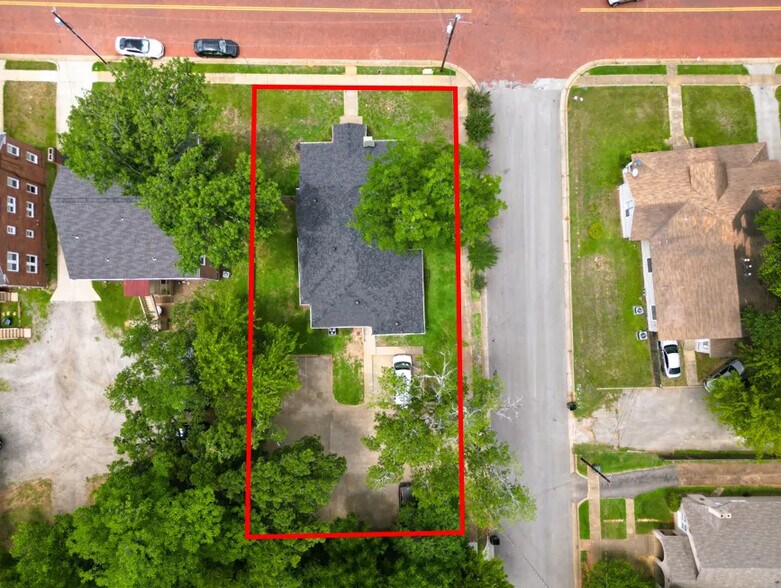 More Photos Of 514 S Fannin Ave, Tyler Loft Creative Space For Sale