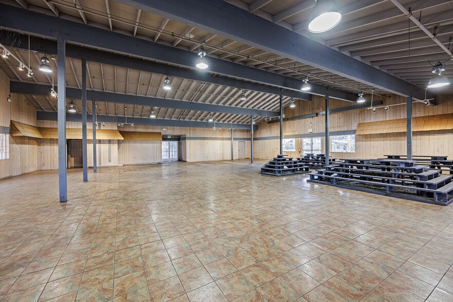 More Photos Of 28992 Golden Lantern, Laguna Niguel Garden Center For Sale