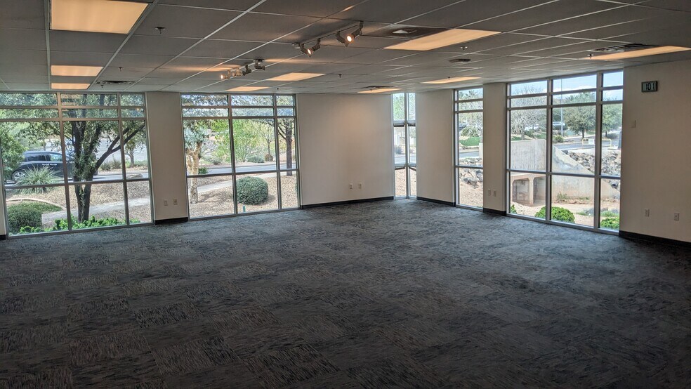 More Photos Of 912 W 1600 S, St George Unknown For Lease