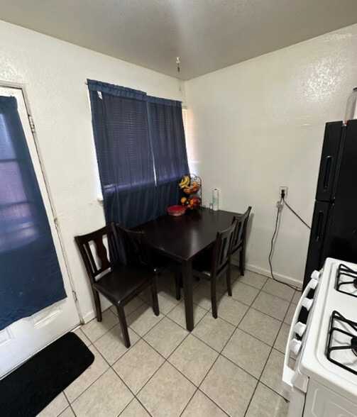 More Photos Of 1193 Akron St, Aurora Apartments For Sale