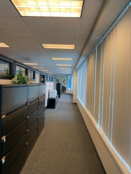 More Photos Of 8020 Tyler Blvd, Mentor Flex For Lease