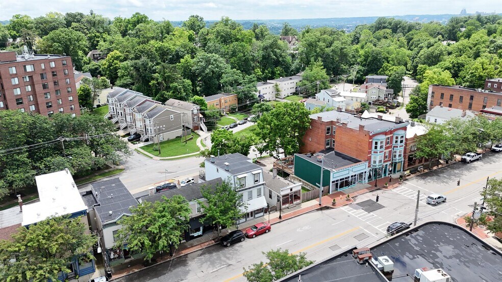 More Photos Of 2029 Madison Rd, Cincinnati Storefront Retail Residential For Sale