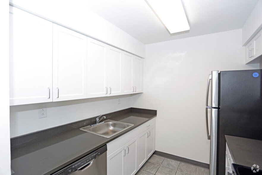 More Photos Of 205 Hudson St, Hoboken Multifamily For Sale