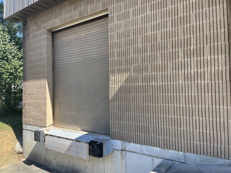 More Photos Of 494 Richardson Rd SE, Calhoun Industrial For Sale