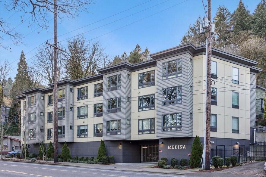 More Photos Of 2926 SW 4th Ave, Portland Apartments For Sale