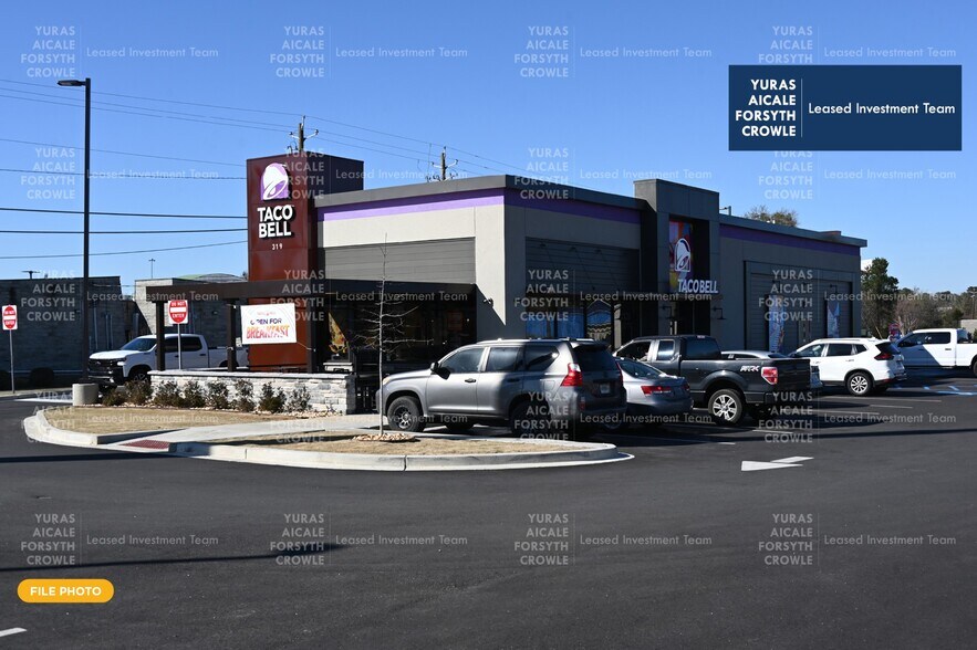Primary Photo Of 200 W Highway 21, Caldwell General Retail For Sale