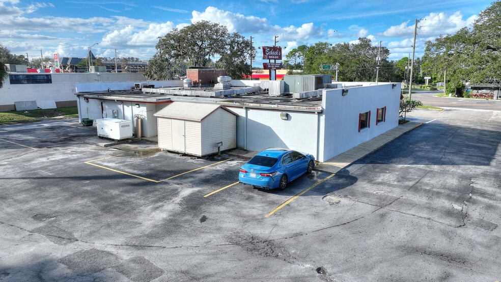 More Photos Of 3000 Cypress Gardens Rd, Winter Haven Restaurant For Sale