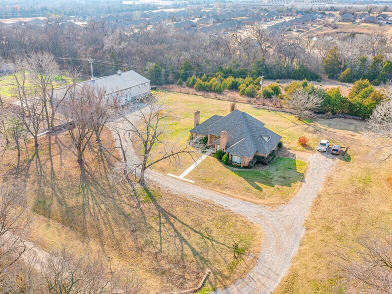 More Photos Of 3595 E State Highway 9, Norman Industrial For Sale