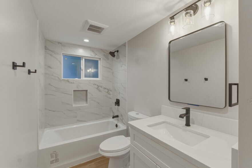 More Photos Of 752 W 9th Ave, Escondido Apartments For Sale