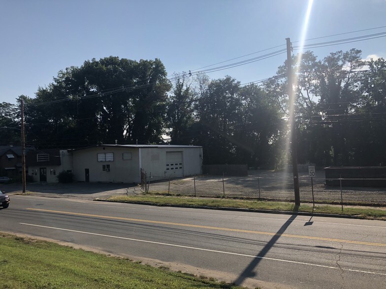 More Photos Of 938-940 Main St, Holyoke Auto Dealership For Sale