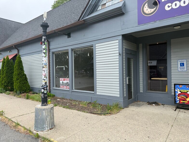 More Photos Of 99 Fortin Rd, Kingston Storefront For Lease