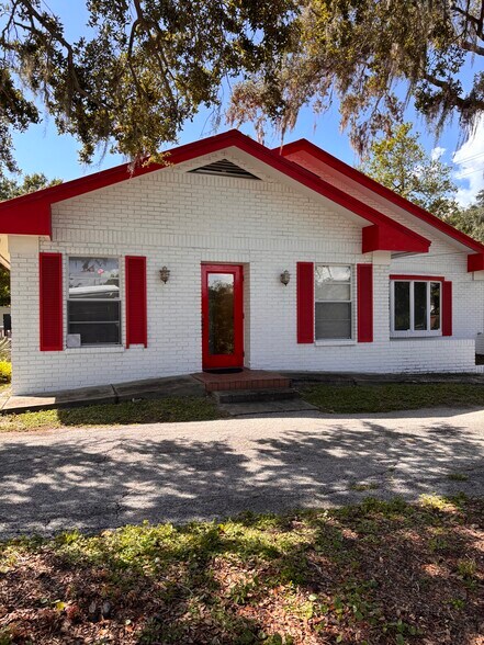 More Photos Of 2323 Belleair Rd, Clearwater Medical For Lease