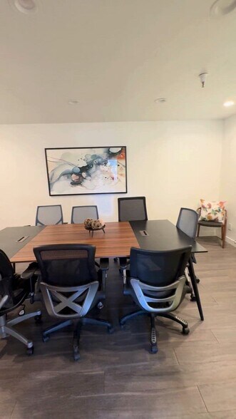 Primary Photo Of 1657 N State St, Lehi Coworking Space