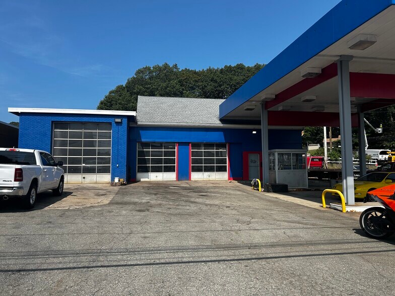 More Photos Of 1208 Smithfield Ave, Lincoln Warehouse For Sale