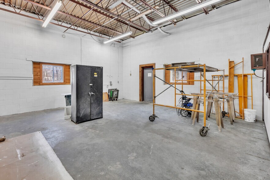 More Photos Of 96A Mainline Dr, Westfield Warehouse For Lease