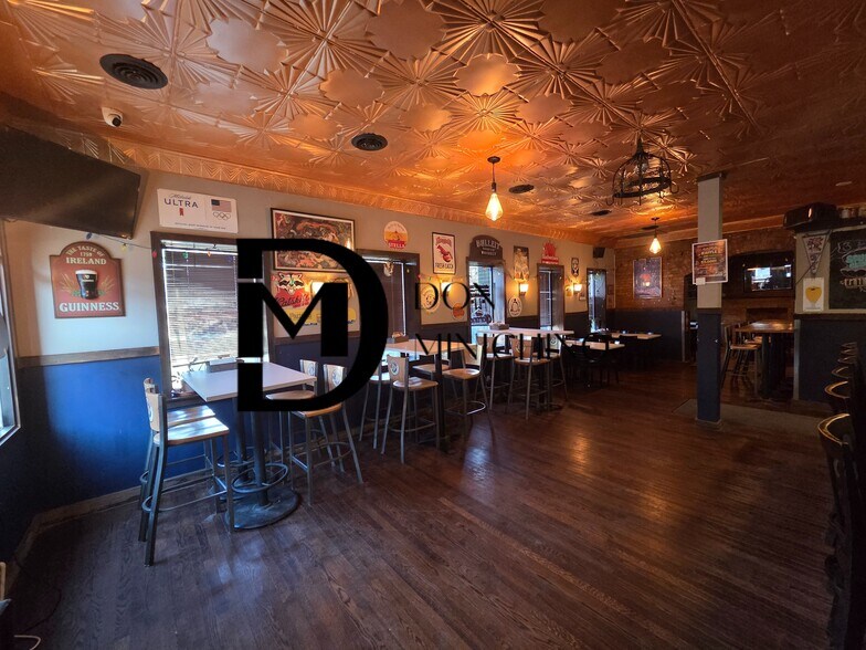 More Photos Of 85 Main St, Poughkeepsie Bar For Sale