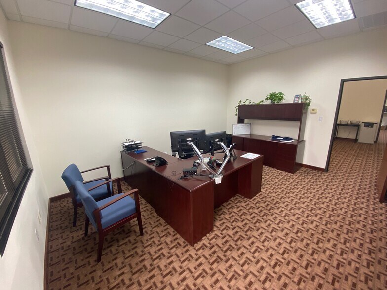 More Photos Of 13647 Montfort Dr, Dallas Office For Lease