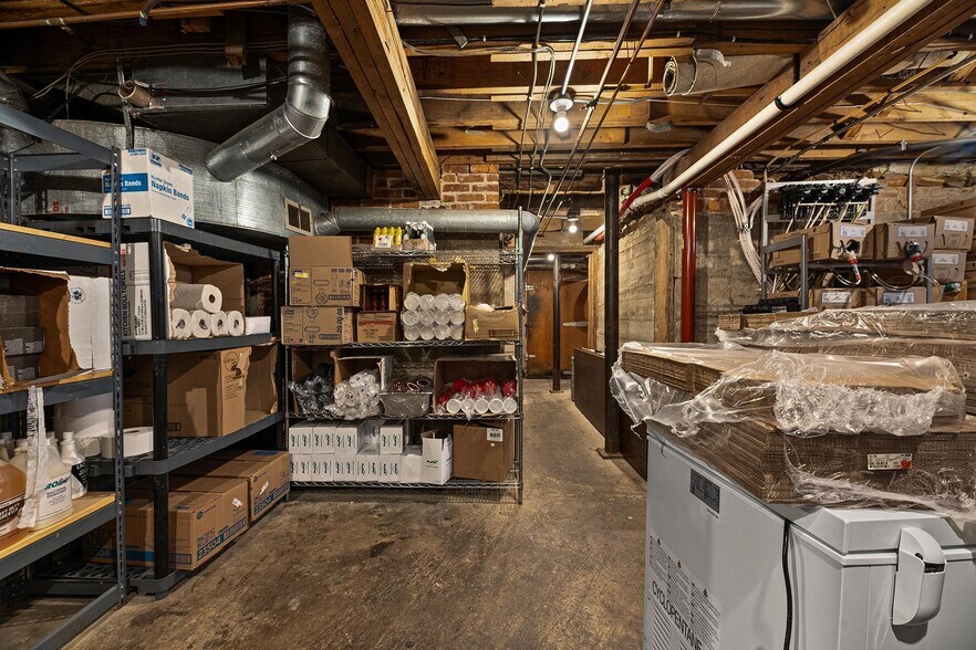 More Photos Of 1765 Superior St, Three Lakes General Retail For Sale