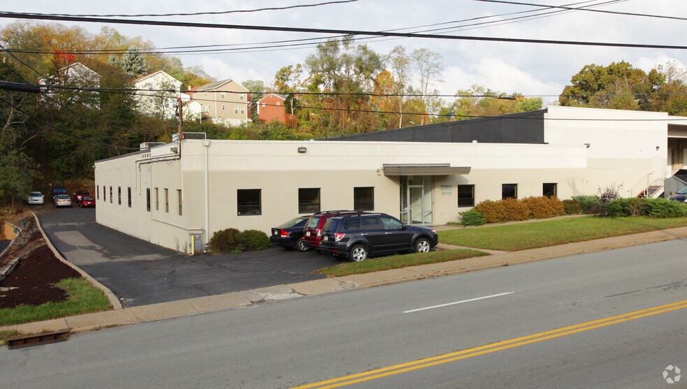 Primary Photo Of 2180 Noblestown Rd, Pittsburgh Flex For Lease