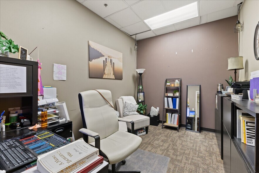 More Photos Of 18824 Smokey Point Blvd, Arlington Warehouse For Sale