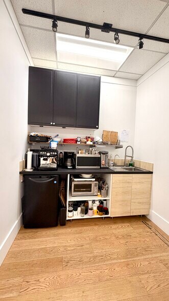 More Photos Of 5188 Westminster Hwy, Richmond General Retail For Sale