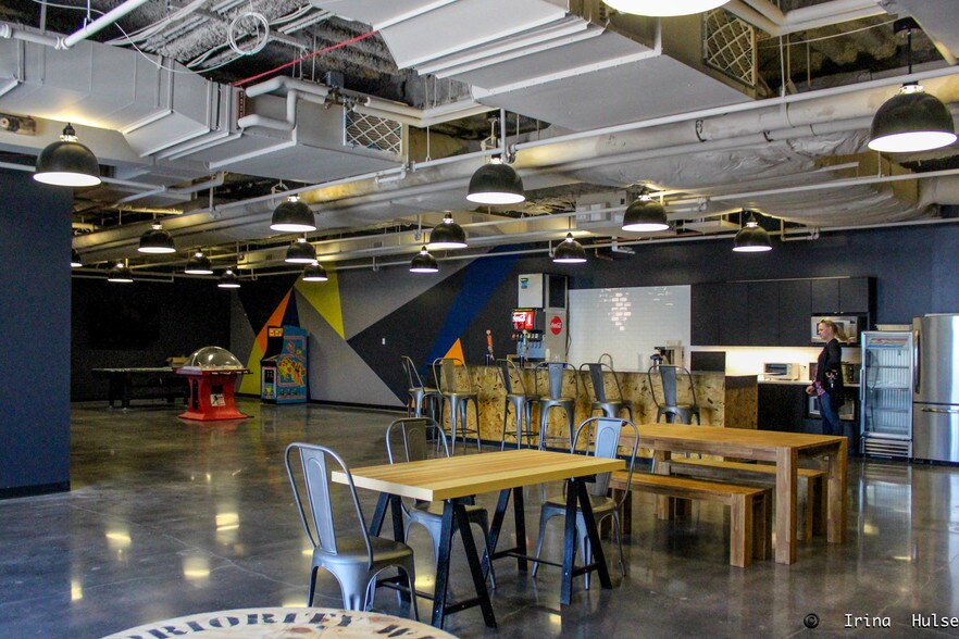 More Photos Of 2329-2351 Market St, Saint Louis Office For Lease
