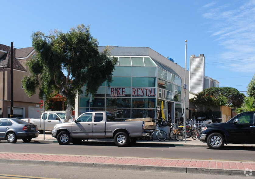 Primary Photo Of 3830 Mission Blvd, San Diego Storefront Retail Residential For Sale