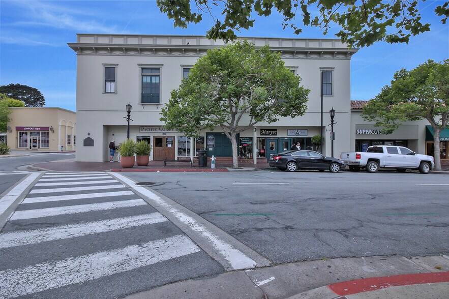 More Photos Of 486 Alvarado St, Monterey Storefront Retail Office For Lease