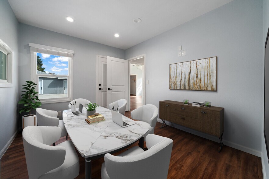 More Photos Of 2283 N Batavia St, Orange Contractor Storage Yard For Sale