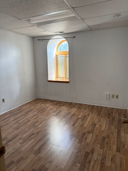 More Photos Of 54 S Liberty Dr, Stony Point Office For Sale