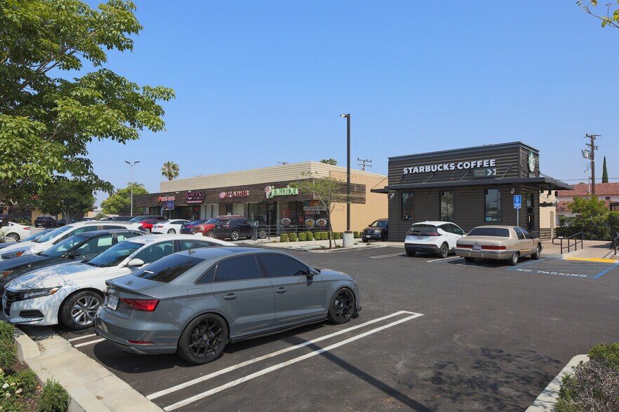 More Photos Of 605-619 W Manchester Blvd, Inglewood Unknown For Lease