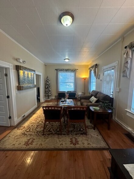 More Photos Of 1462 US Highway 395 N, Gardnerville Office For Sale