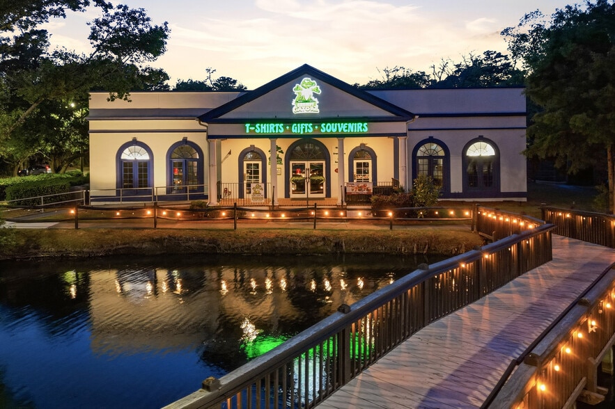 Primary Photo Of 14319 Ocean Hwy, Pawleys Island General Retail For Sale