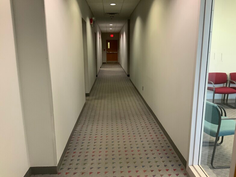 More Photos Of 2900 O St, Lincoln Office For Lease