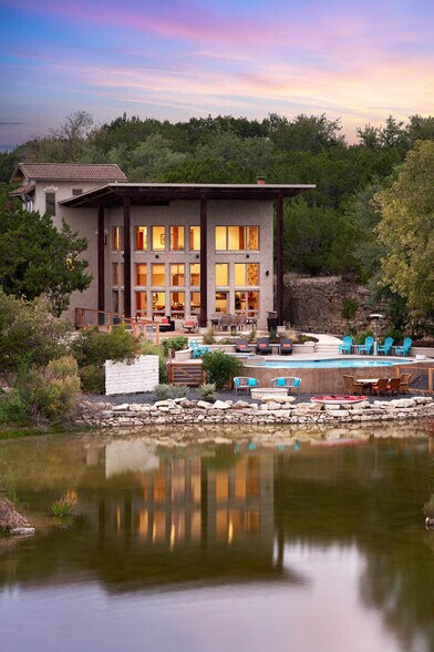 More Photos Of 610 Crystal Creek Dr, Austin Specialty For Sale