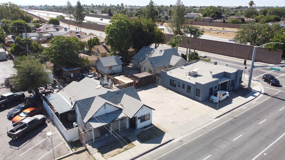 More Photos Of 1428 Richland St, Bakersfield Freestanding For Sale