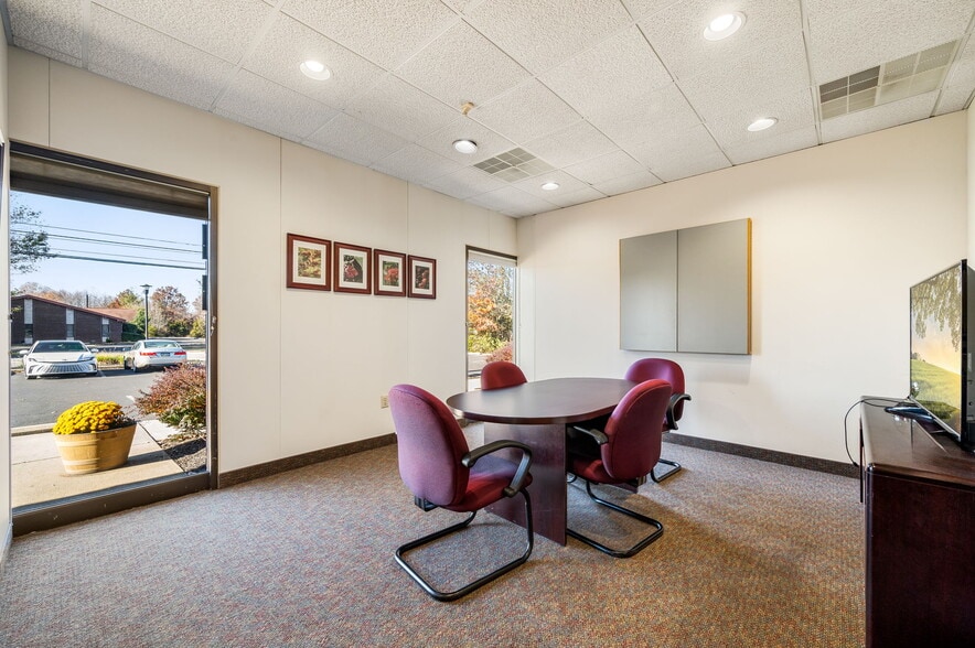 More Photos Of 2031 N Broad St, Lansdale Medical For Sale
