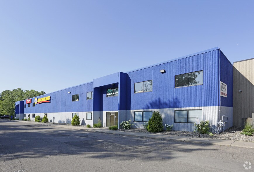 More Photos Of 2530-2570 Kasota Ave, Saint Paul Light Manufacturing For Lease