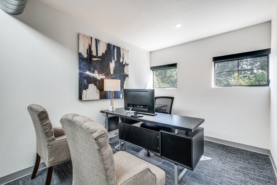 More Photos Of 3006 Cole Ave, Dallas Office For Sale