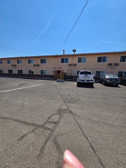 More Photos Of 223 Santa Fe Ave, Alamosa Hotel For Sale