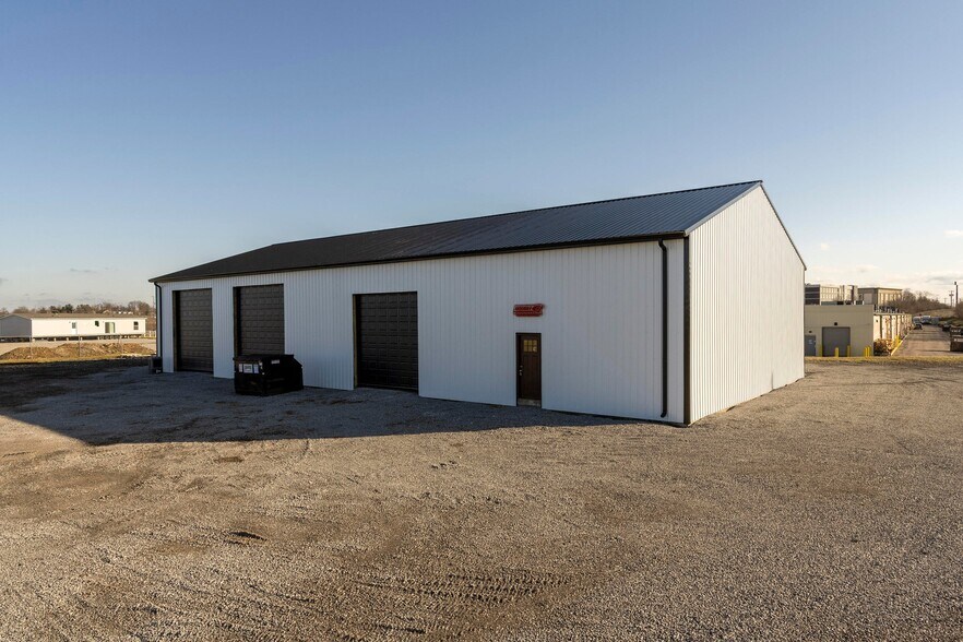 Primary Photo Of 400 Cull Rd, Dry Ridge Warehouse For Sale