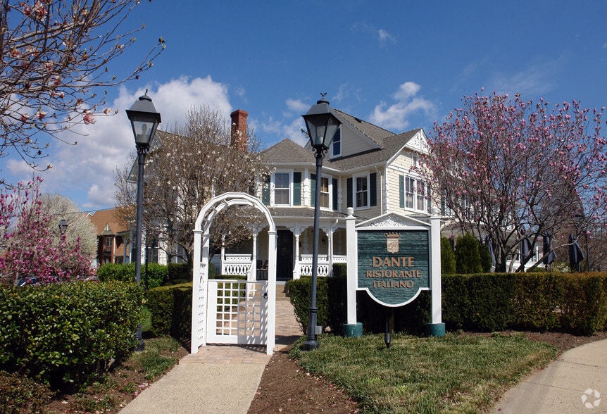 More Photos Of 1148 Walker Rd, Great Falls Restaurant For Sale