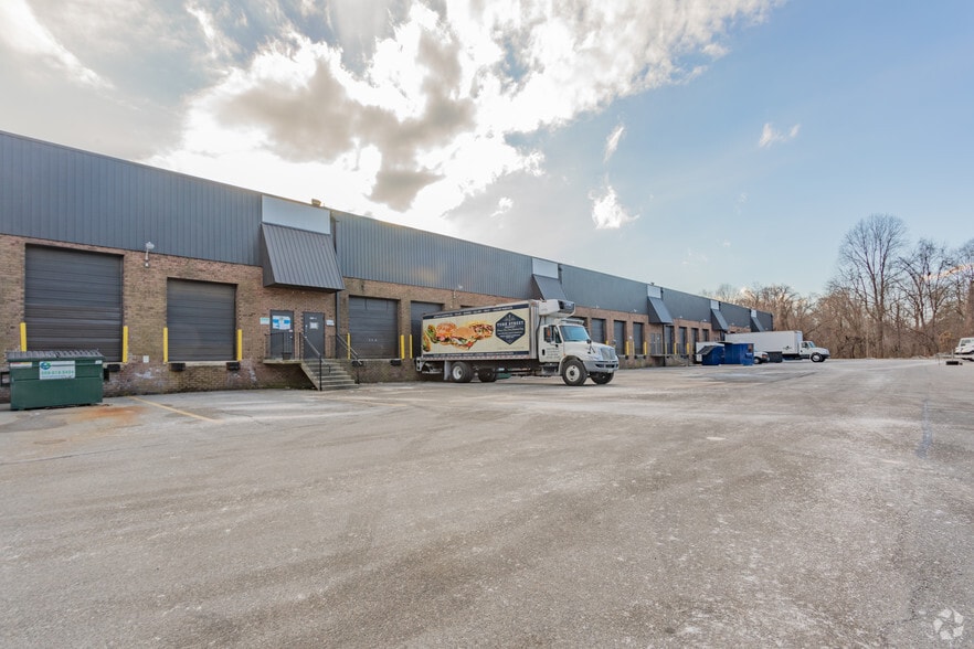 More Photos Of 150 Penrod Ct, Glen Burnie Unknown For Lease