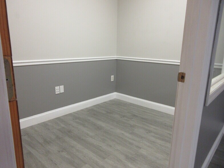 More Photos Of 540 NW University, Port Saint Lucie Office Residential For Sale