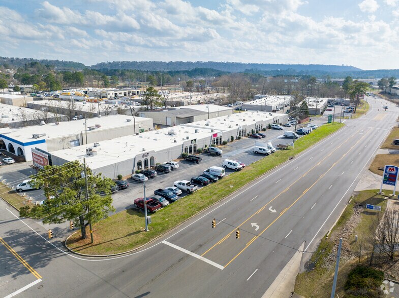 More Photos Of 237 Oxmoor Cir, Birmingham Light Distribution For Lease