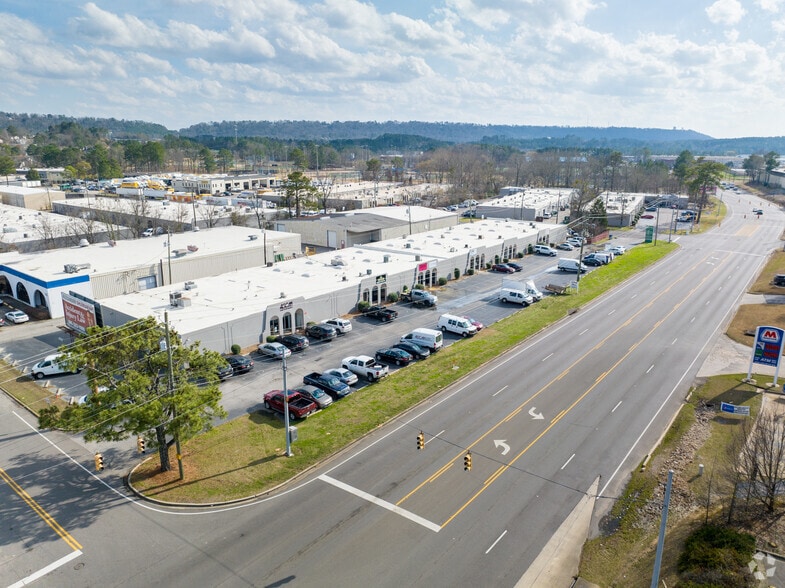 More Photos Of 237 Oxmoor Cir, Birmingham Unknown For Lease